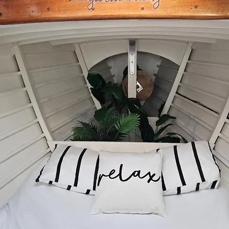 Hotel na wodzie Alpha - Boat House *