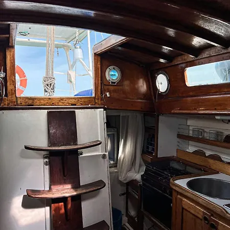 Alpha - Boat House Hotel na wodzie Dystrykt Faro